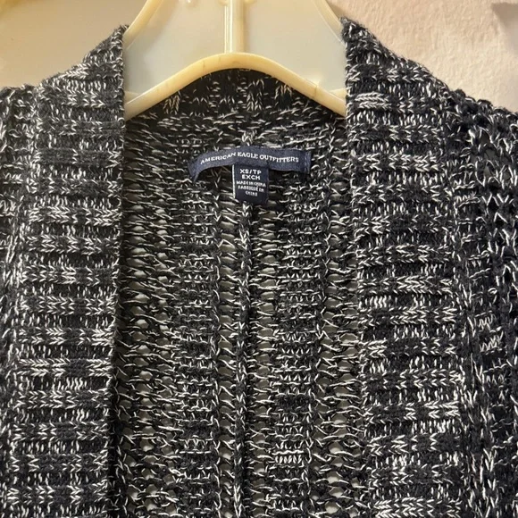 American Eagle Outfitters Black Marled Open-Front Cardigan - Picture 3 of 9